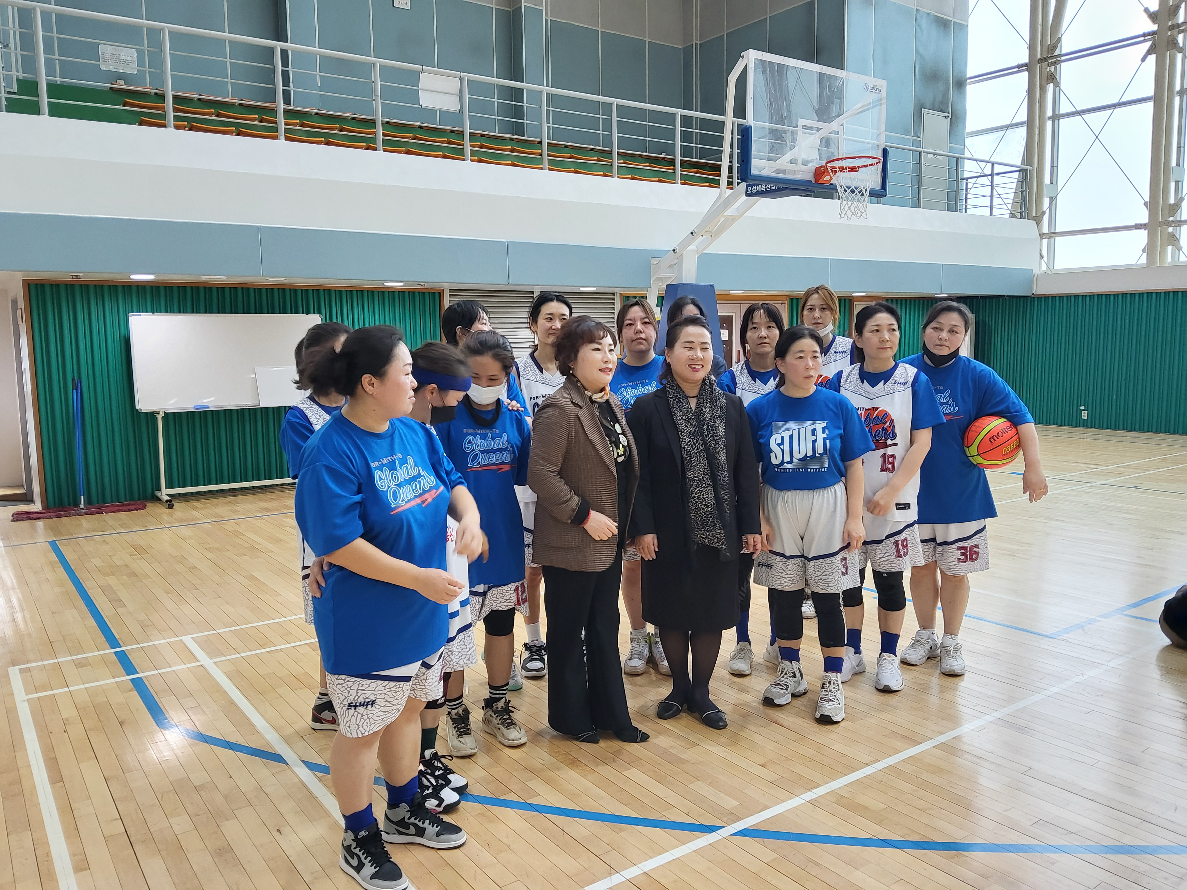 대한다문회생활체육회  남영미회장 다문화농구어머니단 격려금 전달