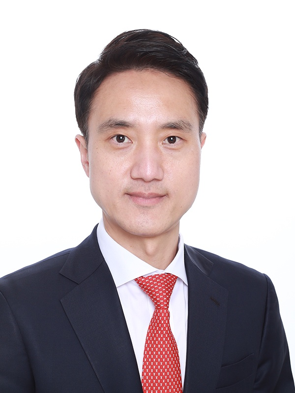 박진웅